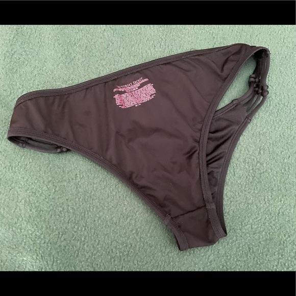 Victoria’s Secret Bikini Swim Bottoms - Picture 12 of 13